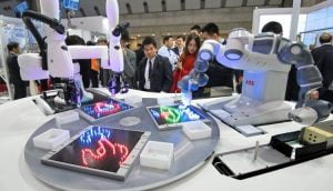 abb-e-kawasaki-criam-a-primeira-interface-comum-do-mundo-para-robos-colaborativos-750x430